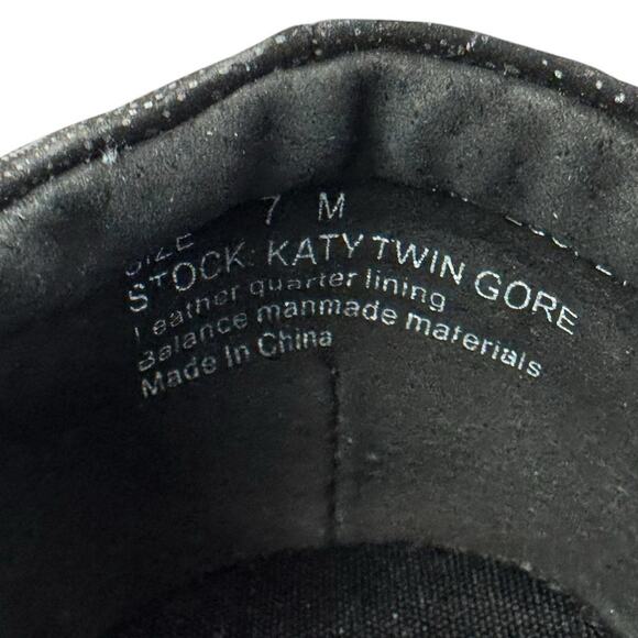 Savvy Womens Nursing Shoes Lightweight Chrome Vein Sz 7 Slip Resistant Comfort - Picture 7 of 16